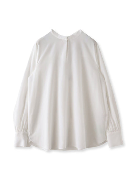 フェミニッシュデシンブラウス