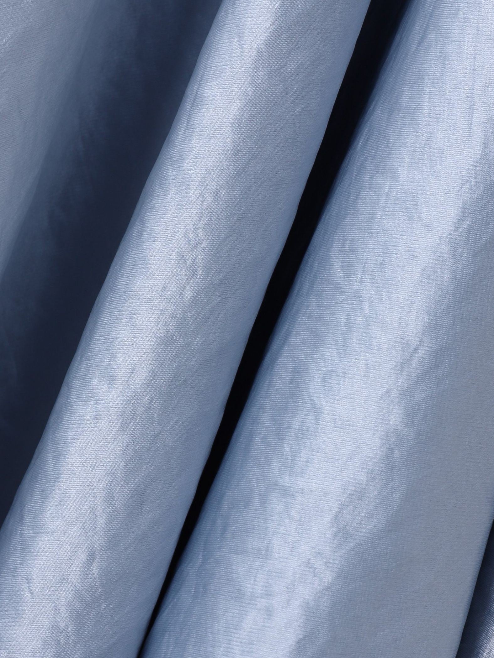 サテンフレアースカート