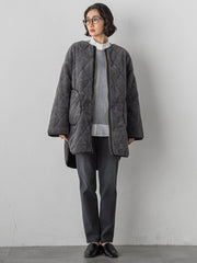 ネックフリルブラウス