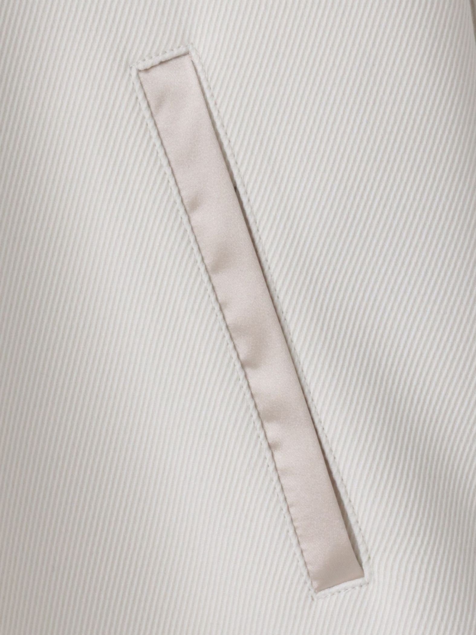 ノーカラーハーフコート