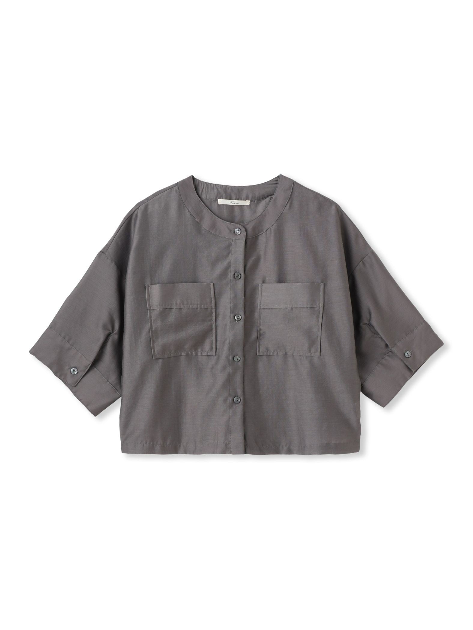 【WEB限定】シアーサテンバンドカラーブラウス