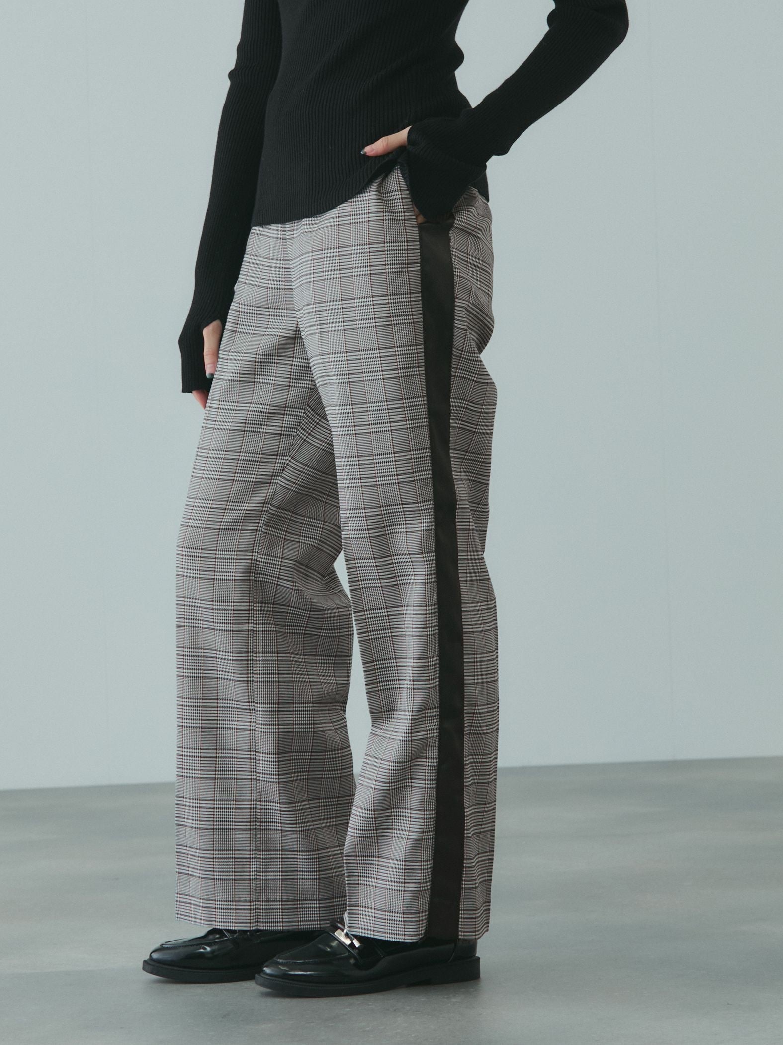 サイドラインスリットパンツ≪手洗い可能≫