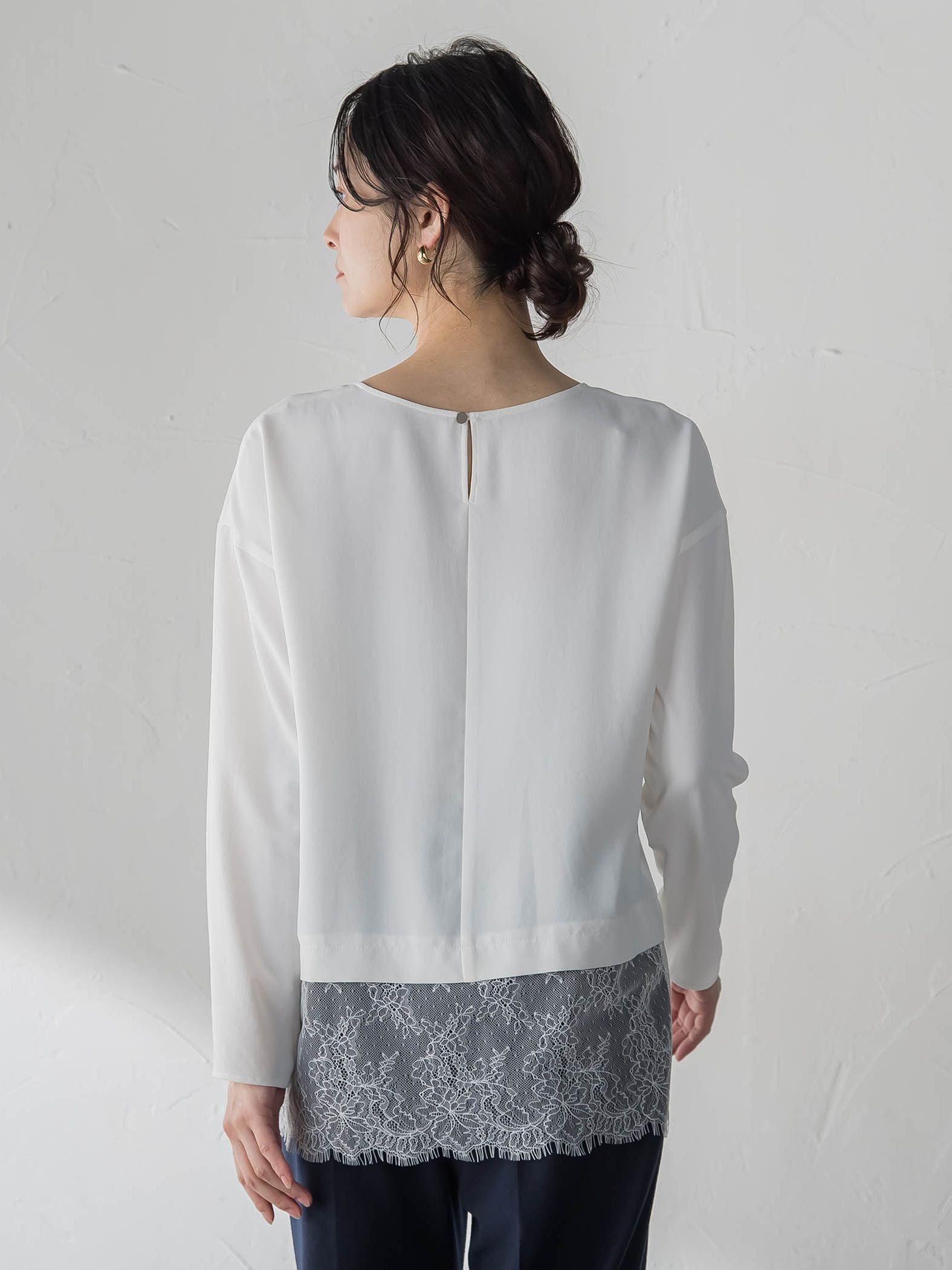 【カタログ掲載】裾レースジョーゼットブラウス