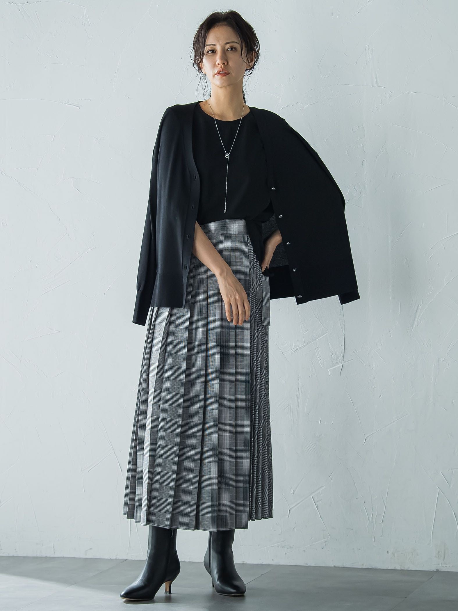 Vネックニットカーディガン≪手洗い可能≫