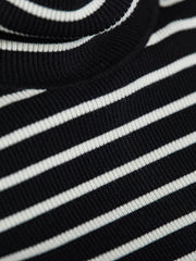 リブタートルニットプルオーバー≪手洗い可能≫