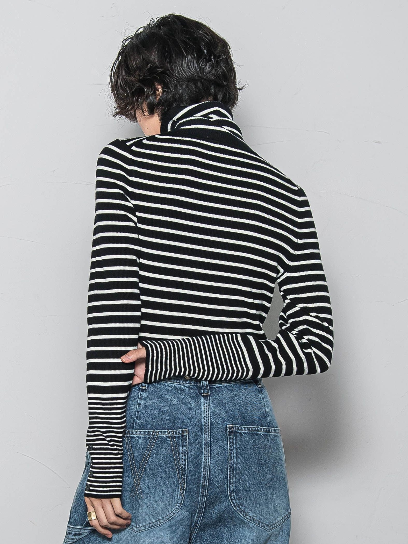 リブタートルニットプルオーバー≪手洗い可能≫