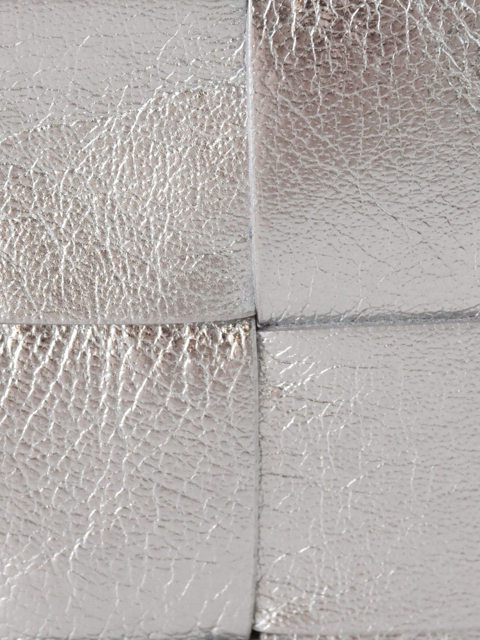 【BEVINI】シルバーハクトートバッグ