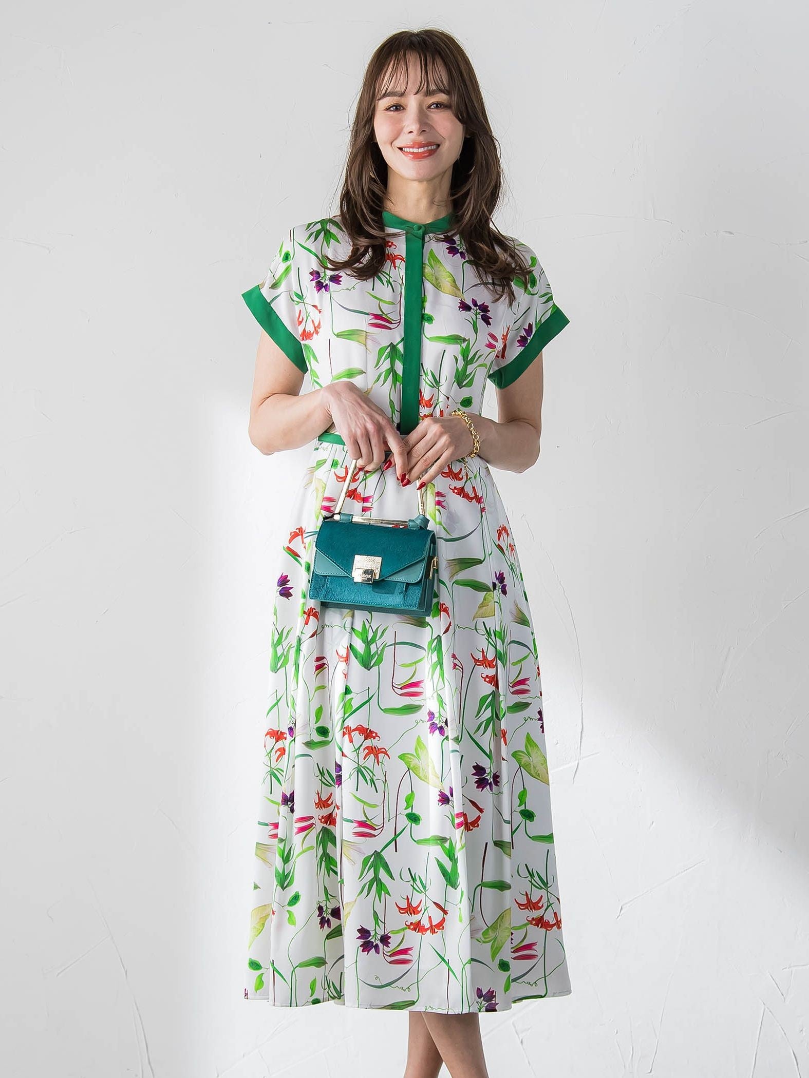 【KEITA KAWASAKI × Viaggio Bluコラボ】リリープリントワンピース