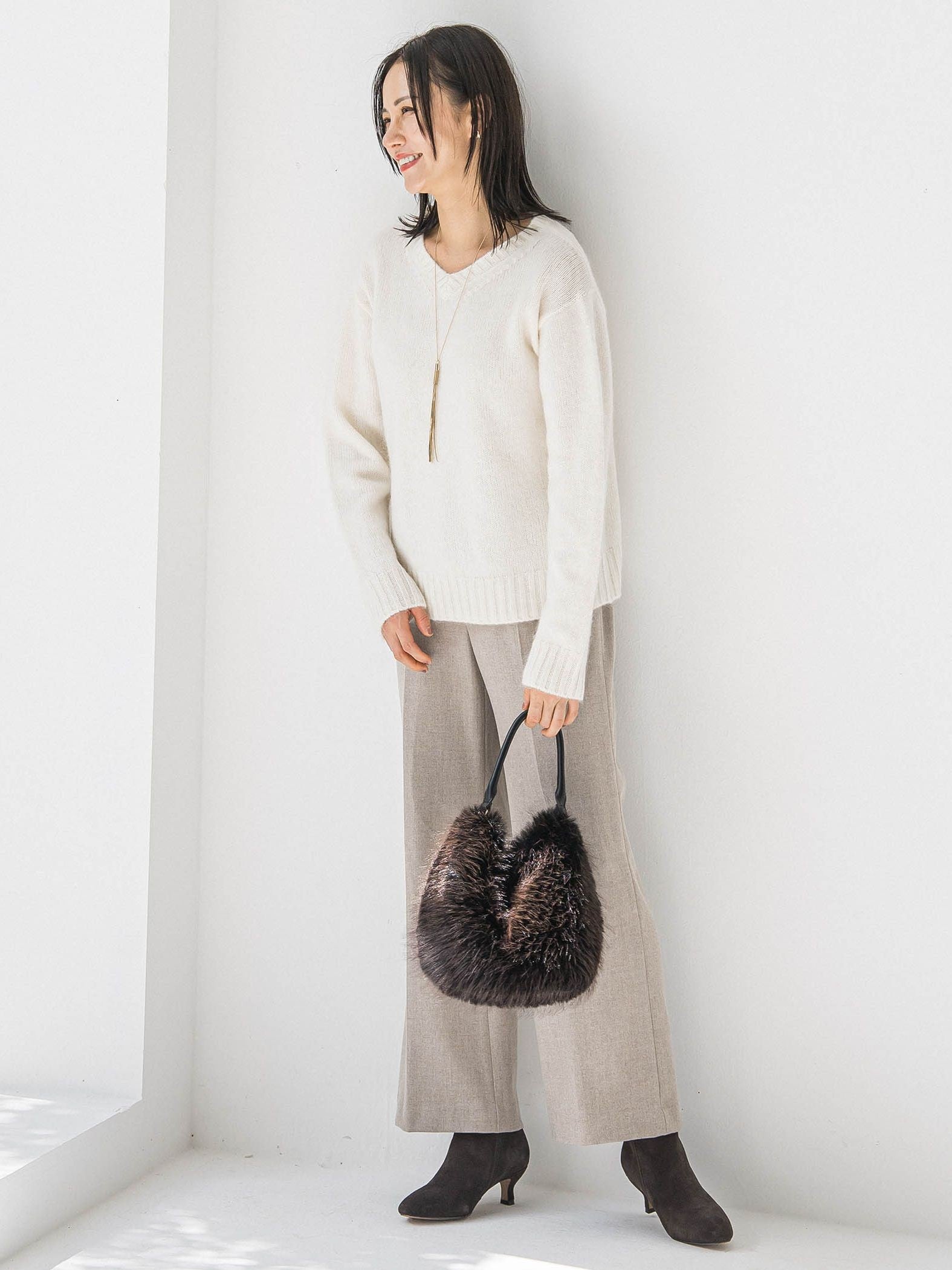 スパンコールラメVネックニット≪洗える≫