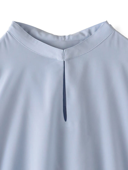 フェミニッシュデシンブラウス