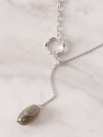 ストーンネックレス