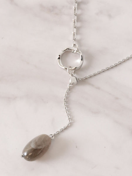 ストーンネックレス