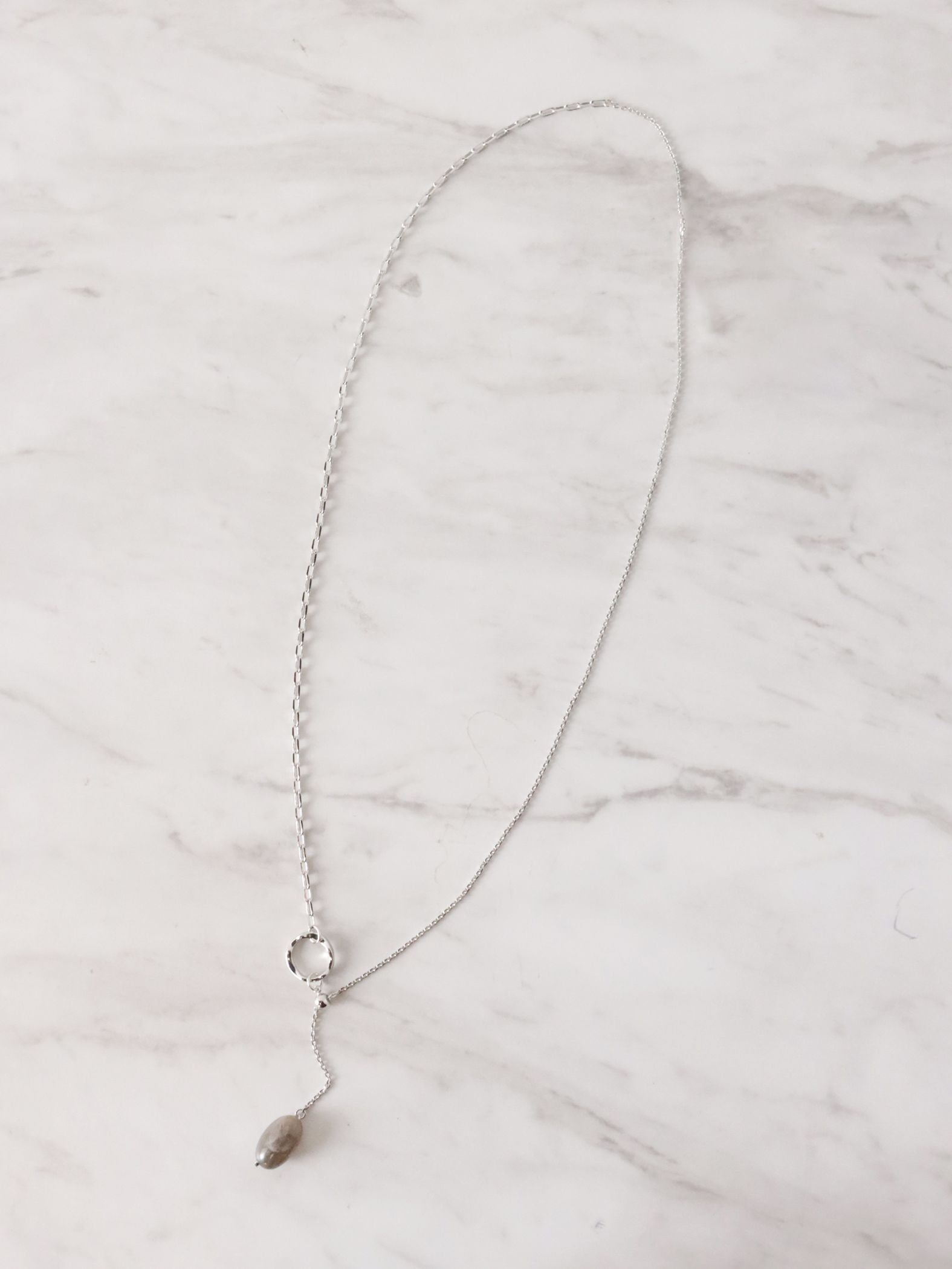 ストーンネックレス