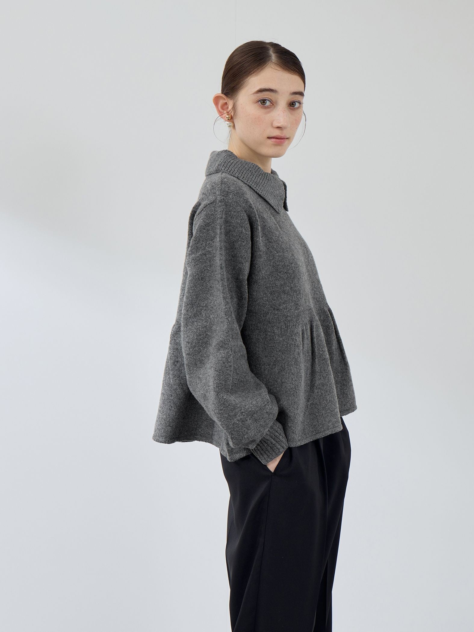 杢ストレッチ襟付きペプラムニット≪手洗い可能≫