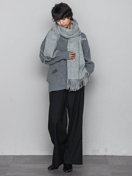 メッセージ刺繍Vネックニットプルオーバー≪手洗い可能≫