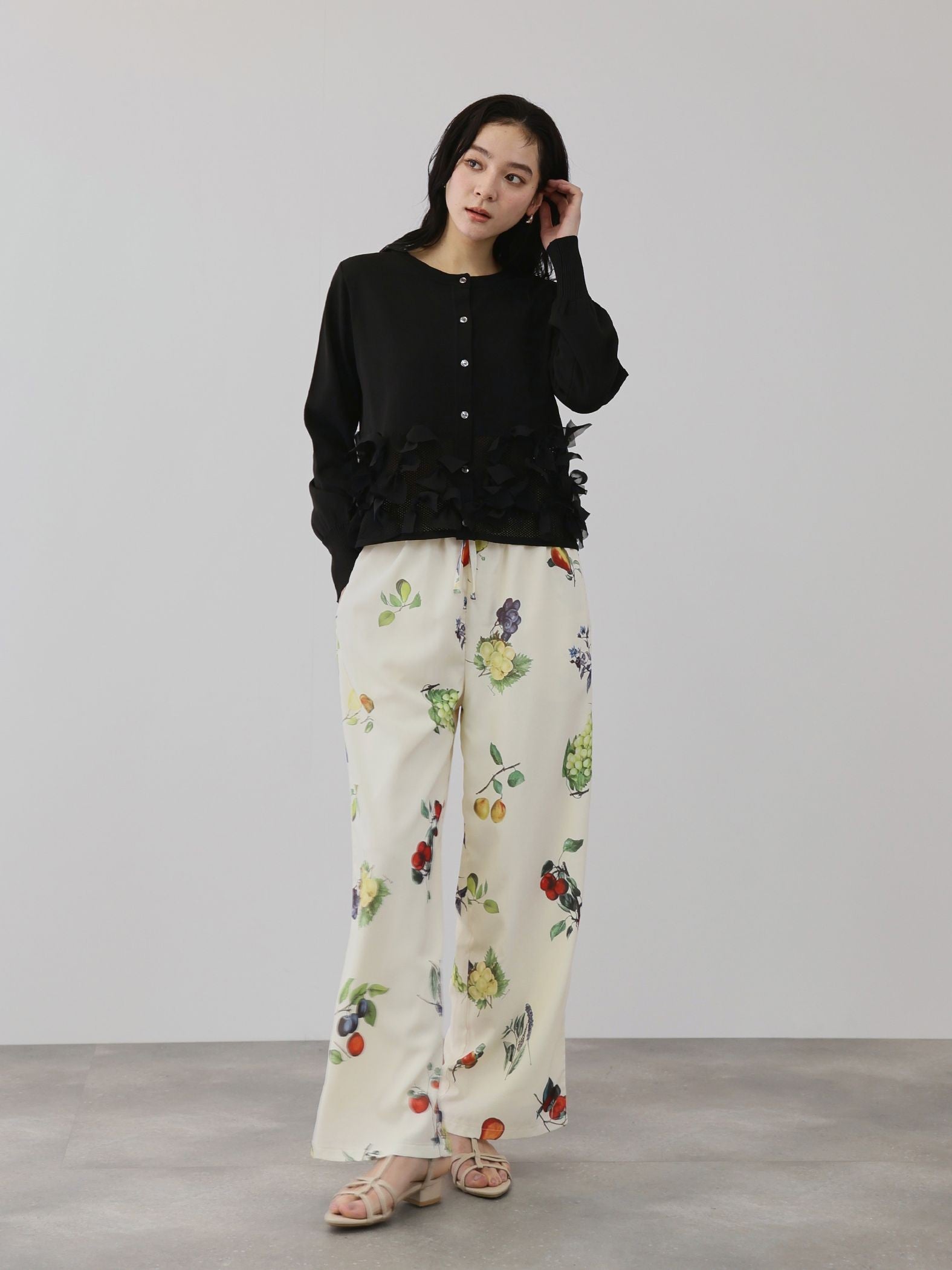 フルーツモチーフワイドパンツ