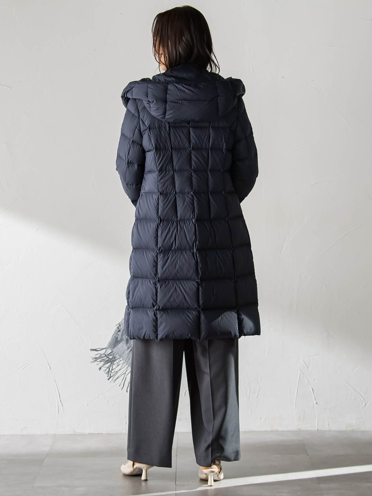 Surface Light 2Wayフードダウンコート