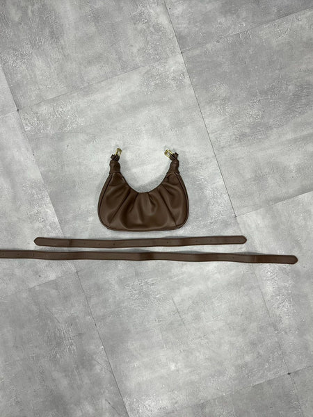 【KOREAN ITEM】フェイクレザー半月型ショルダーバッグ