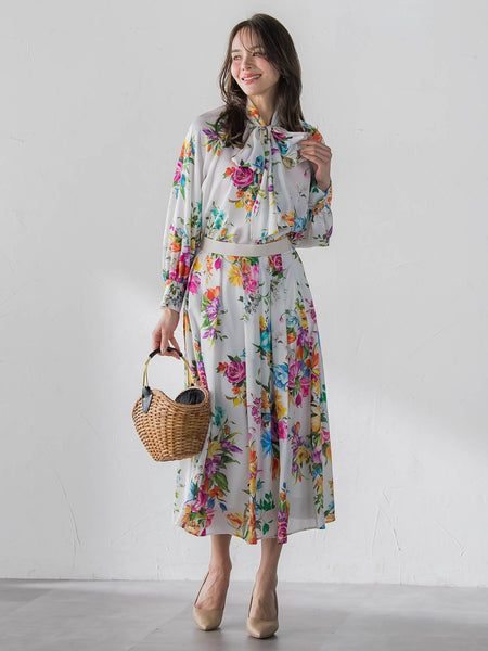 ビッグフラワーブーケブラウス