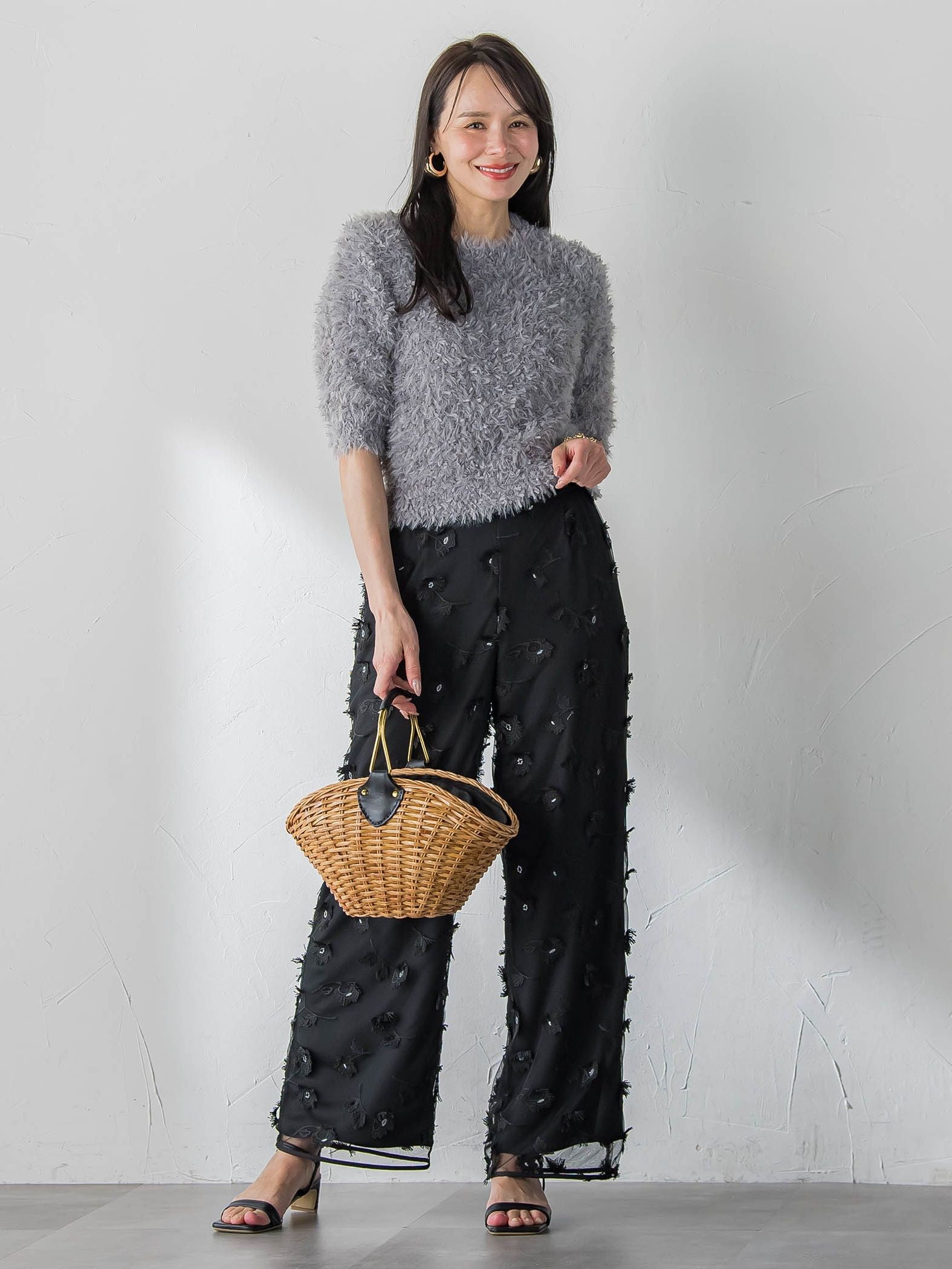 フラワー刺繍チュールパンツ