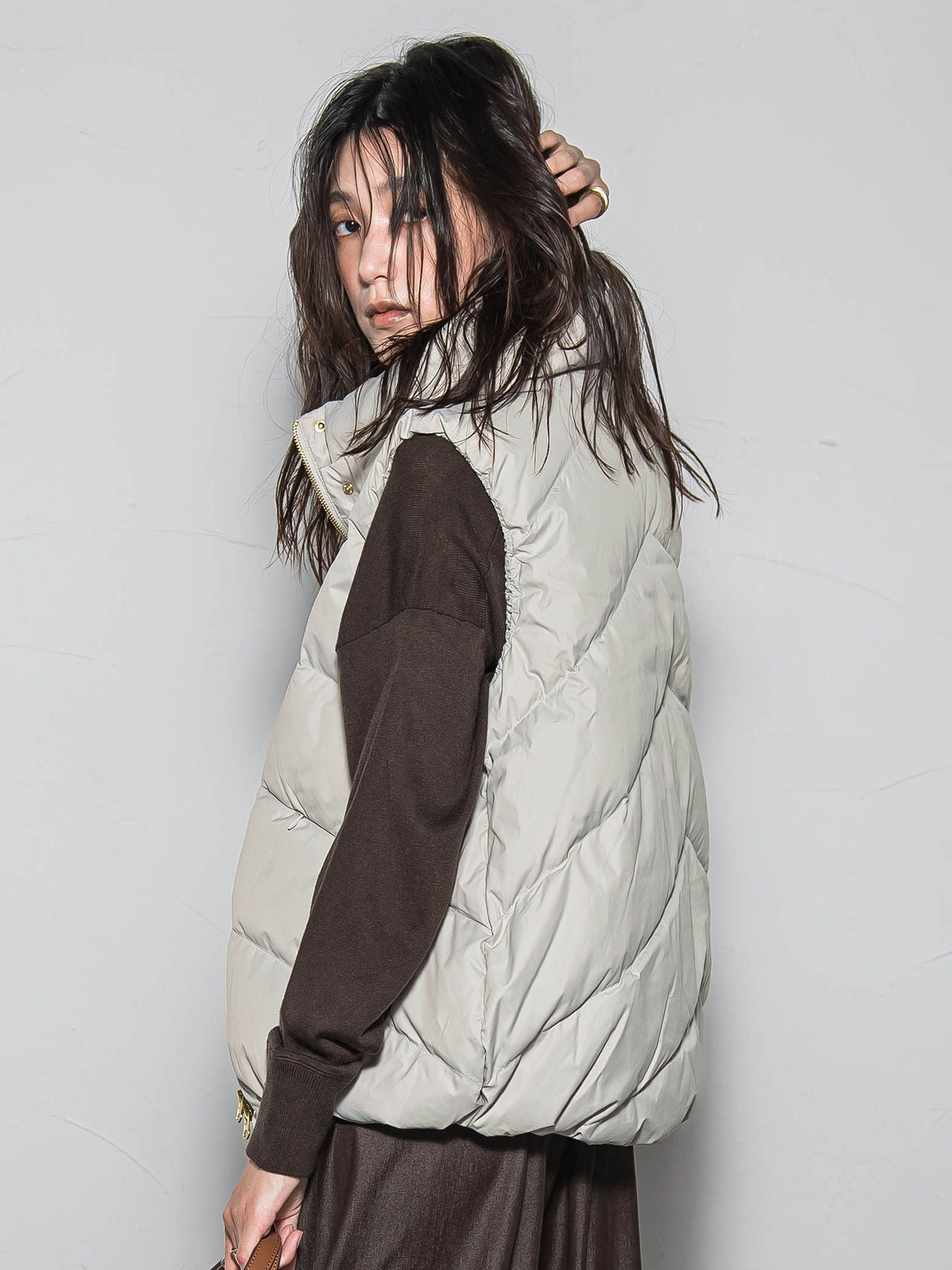 【WEB限定】スタンドカラーダウンベスト