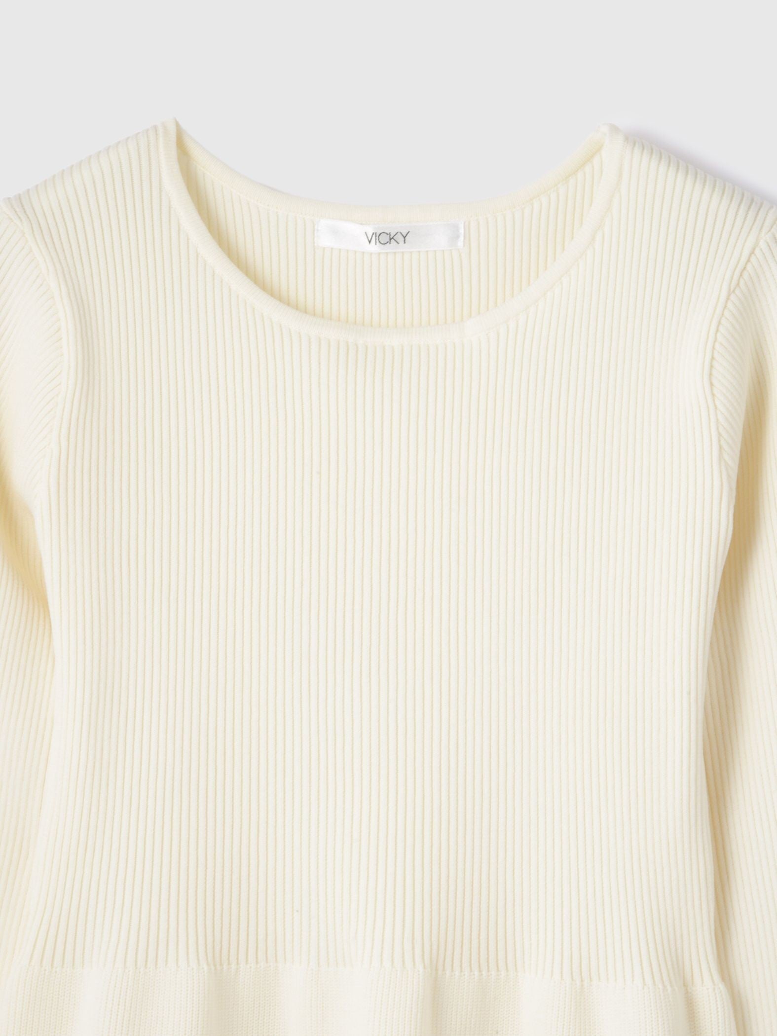 ドッキングライク軽量ニットワンピース≪手洗い可能≫