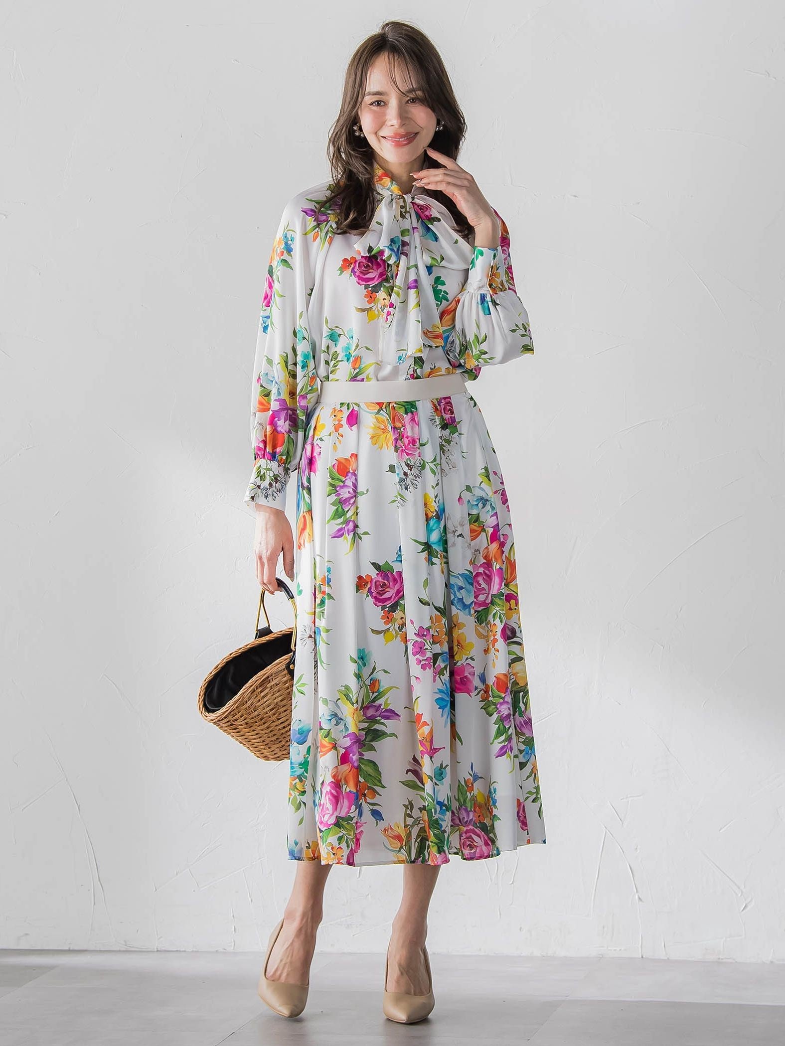 ビッグフラワーブーケブラウス