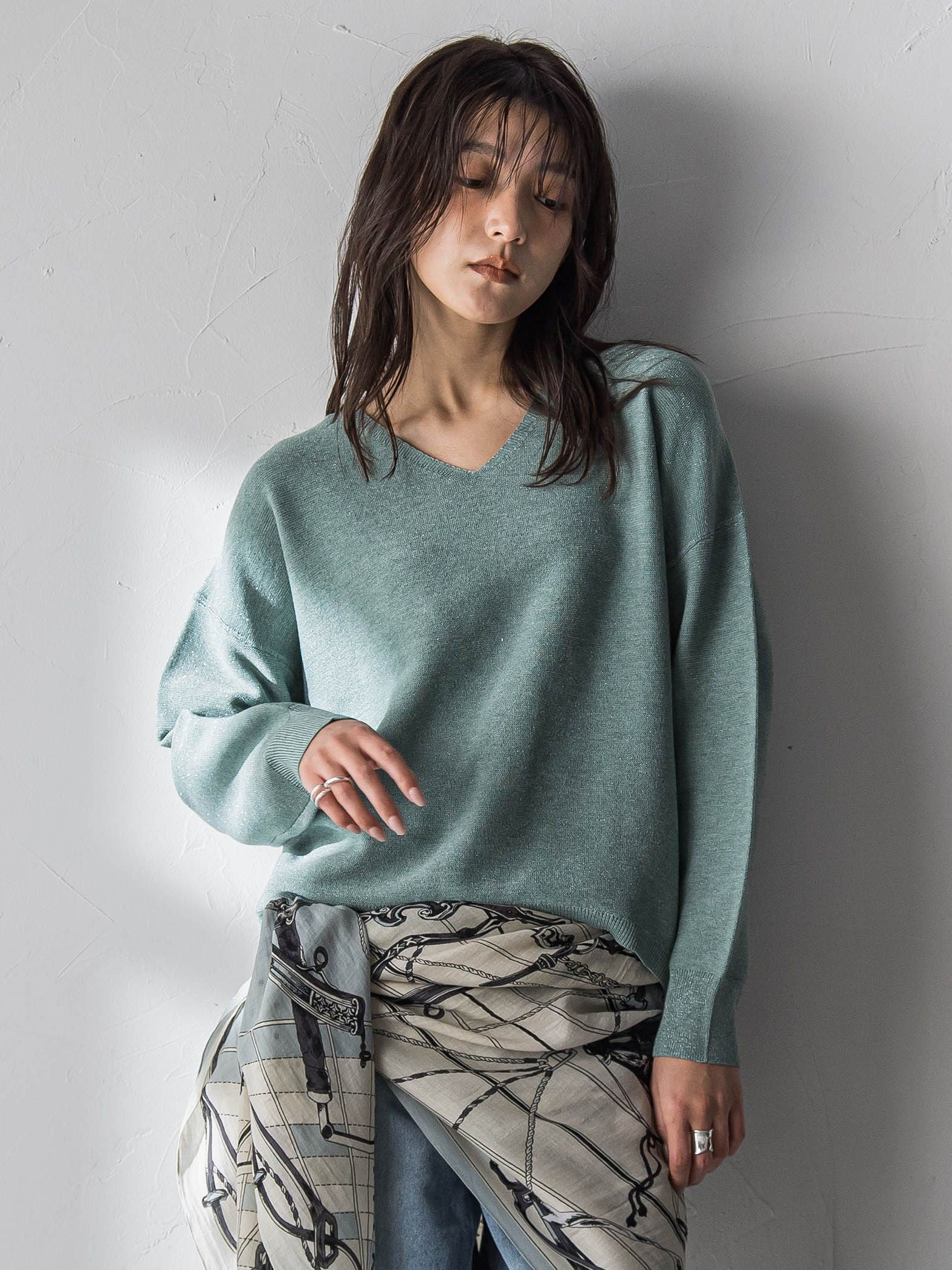 Vネックラメガーターニットプルオーバー≪手洗い可能≫