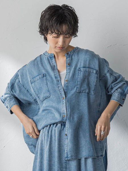 ゆれるデニムドルマンシャツ