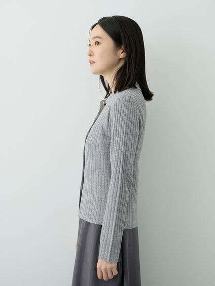 カシミアリネンウール襟付きニット