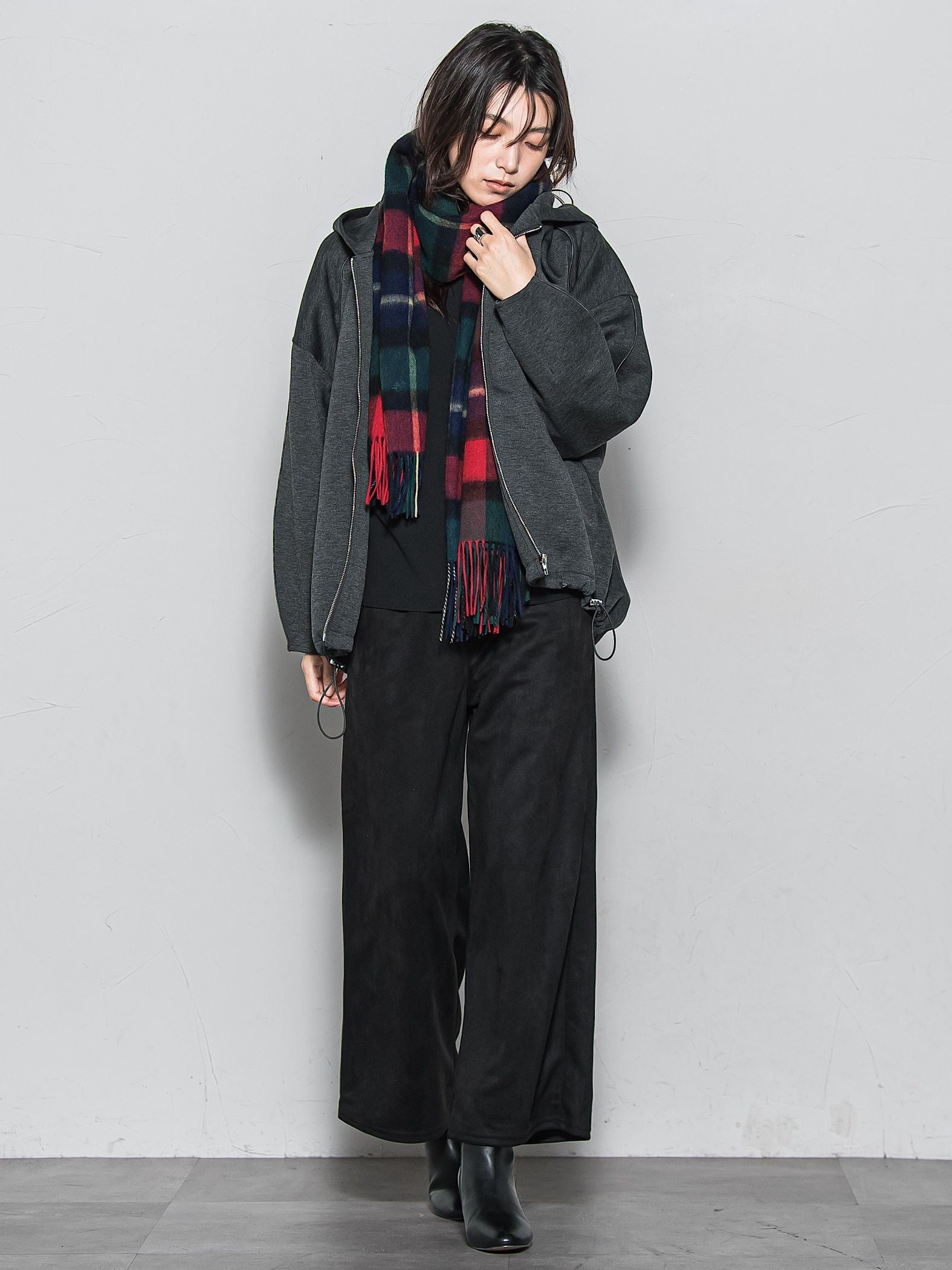 【WEB限定】スウェードポンチイージーワイドパンツ≪手洗い可能≫