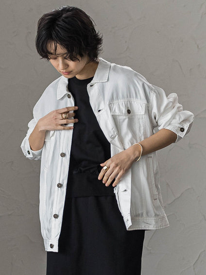 ゆれるデニムジャケット