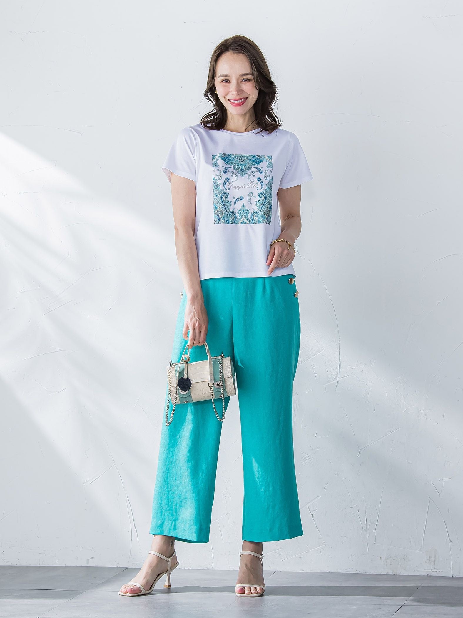 ペイズリープリントTシャツ≪洗濯機で洗える≫