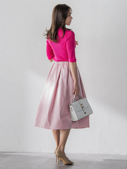 タフタフレアスカート