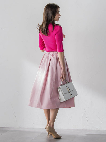 タフタフレアスカート