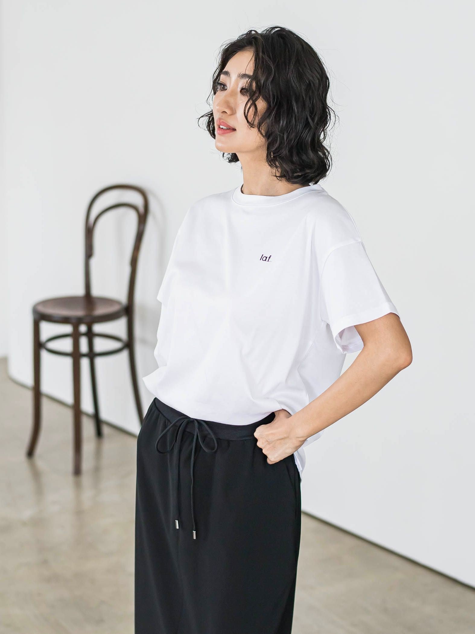 【J Lounge限定】la.f...ロゴTシャツ≪手洗い可能≫