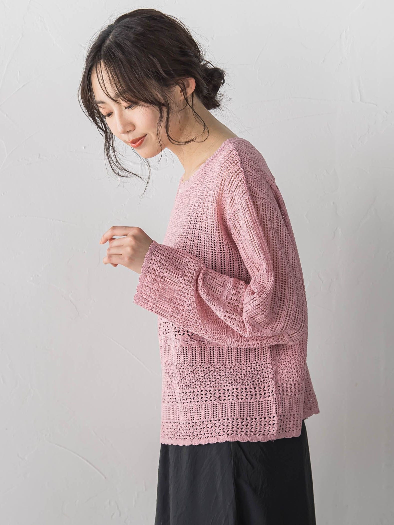 レース柄ニット