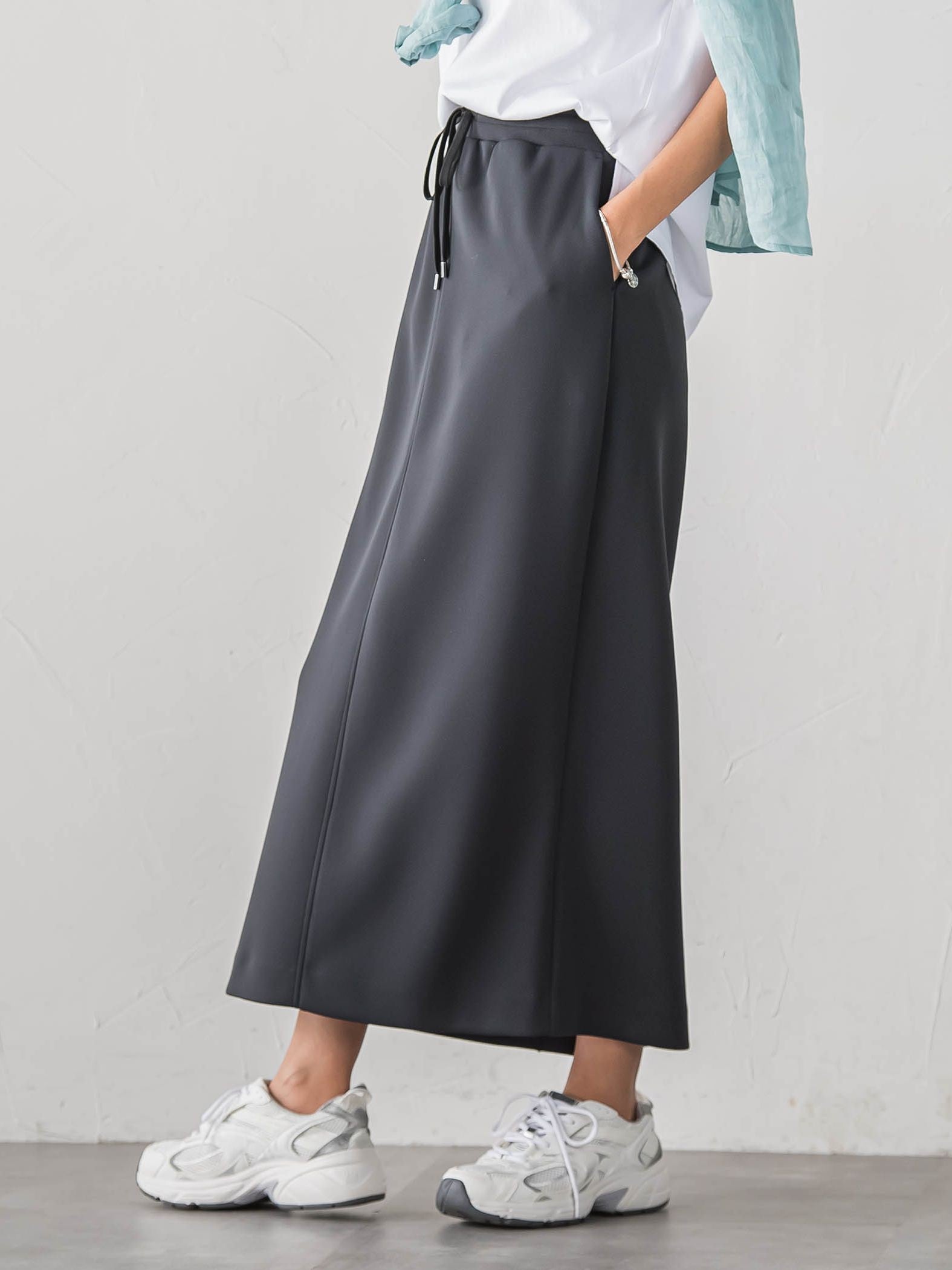 ハイストレッチダンボールスカート
