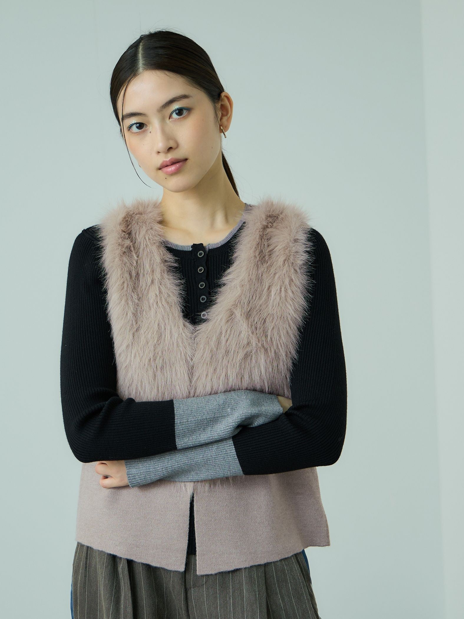 フロントフェイクファーニットベスト