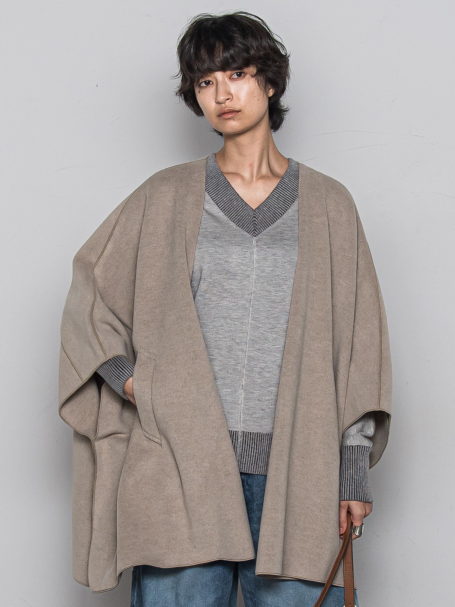 ニット両面パイルノーカラーポンチョ