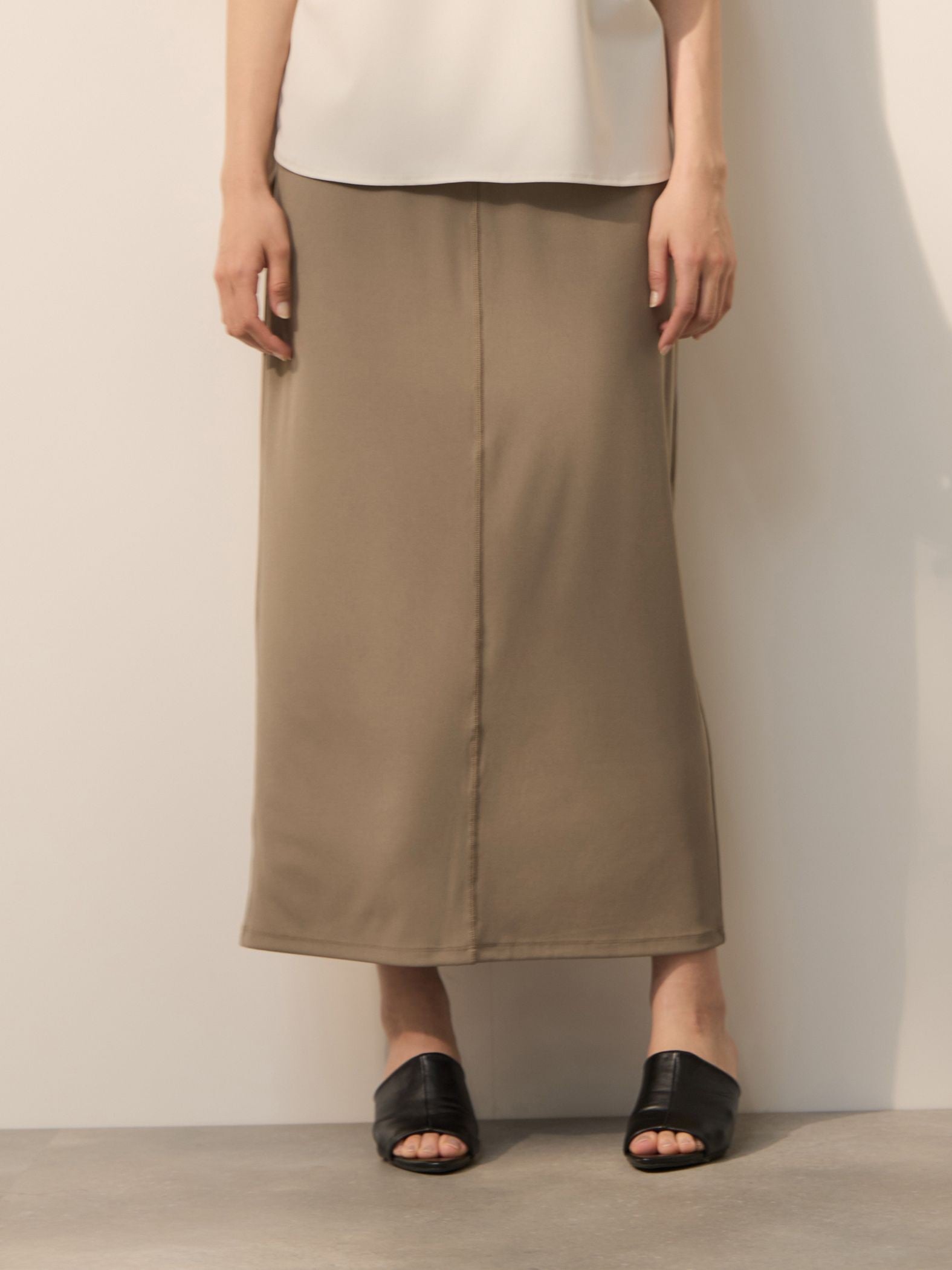 コードダブルニットナロースカート