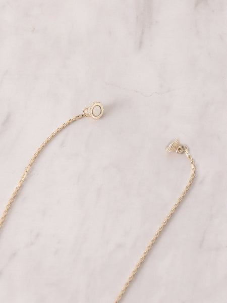 エポフラワーナローネックレス