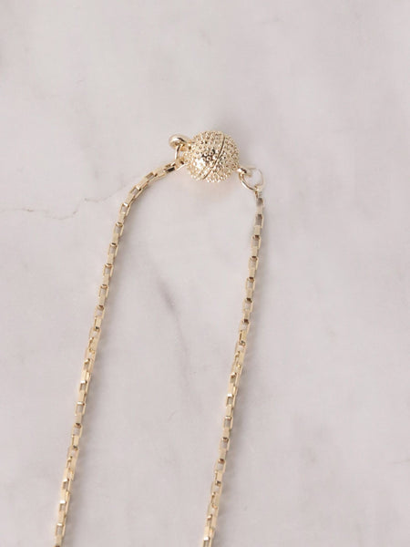 エポフラワーナローネックレス