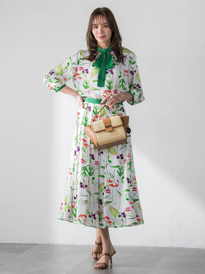 【KEITA KAWASAKI × Viaggio Bluコラボ】リリープリントブラウス