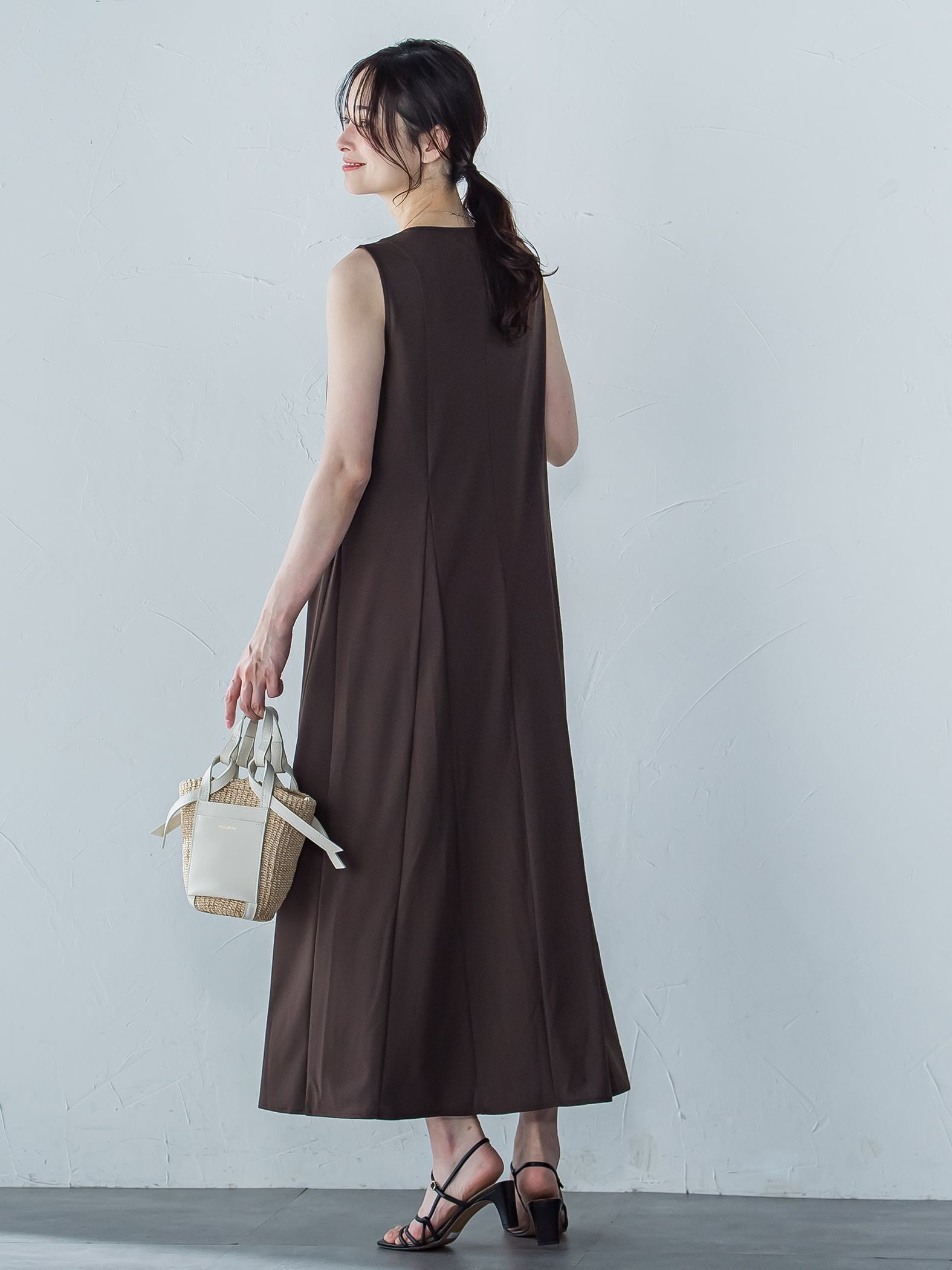【WEB限定】ひやさらシワレスワンピース≪洗濯機で洗える≫