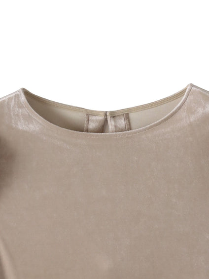 パフ袖ベロアカットソー