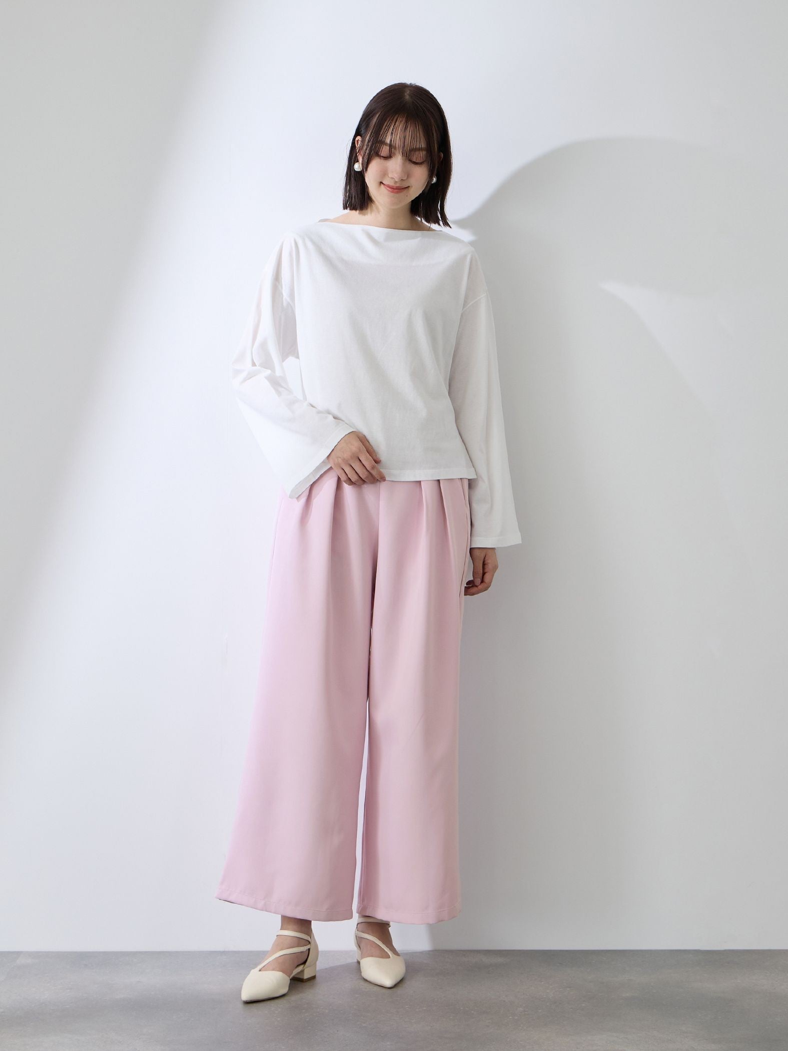 ダブルインタックプルオンワイドパンツ