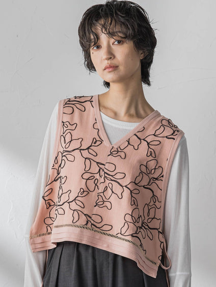 ボタニカル刺繍サイドリボンショートベスト