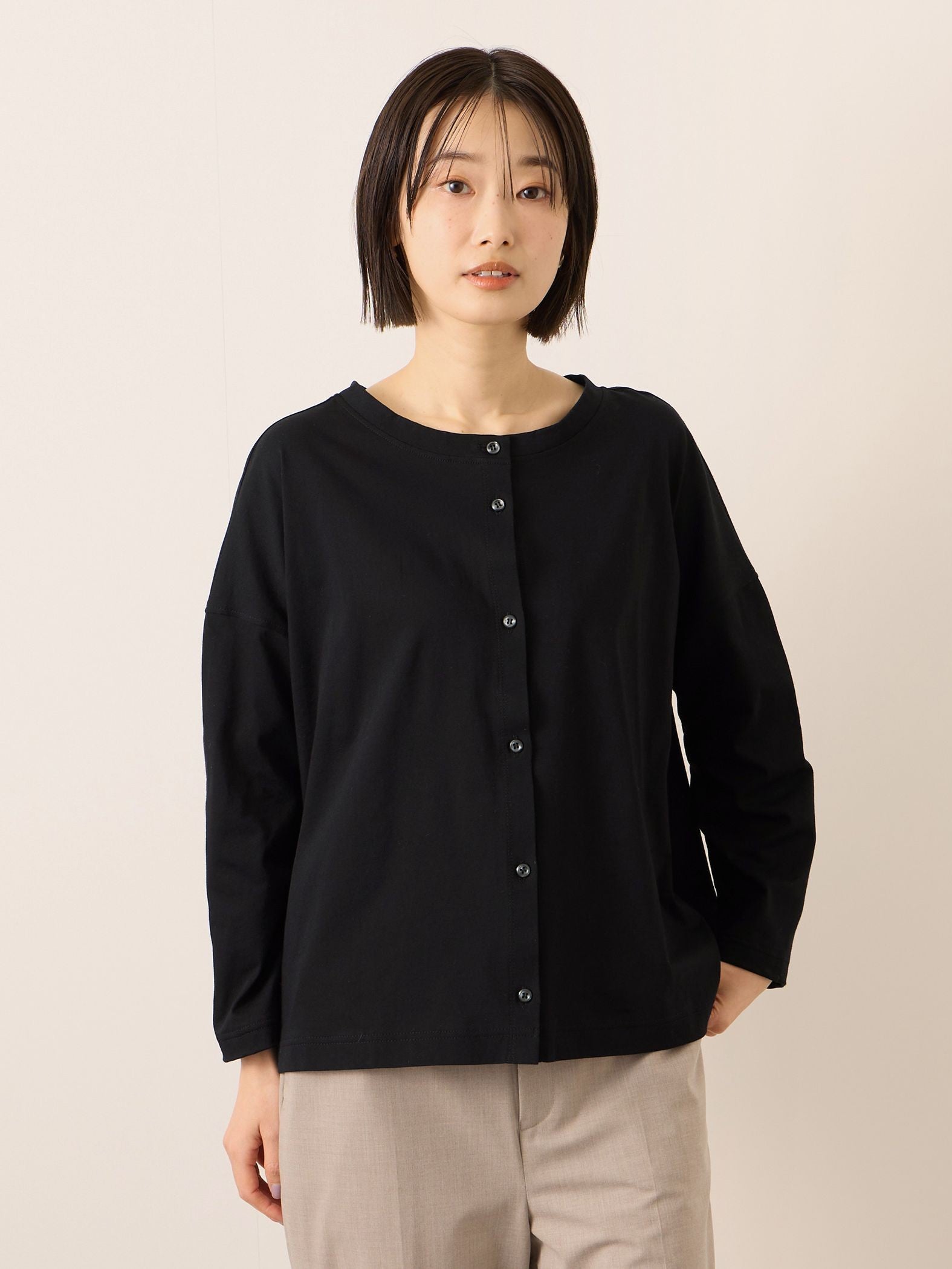 《予約》【機能するミニマル服】前後2WAYカーデ《UVカット》