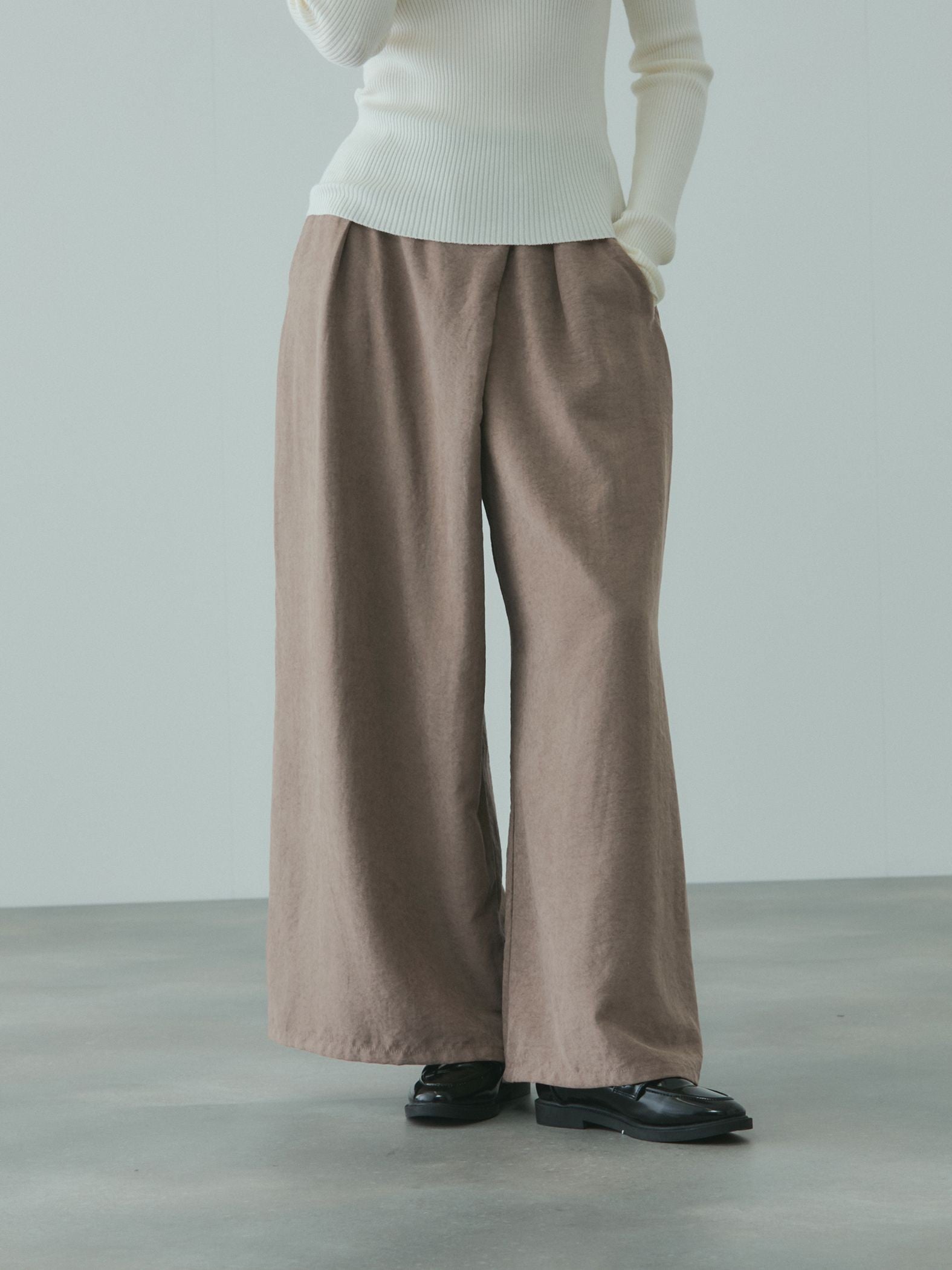 フィブリルサテンラップワイドパンツ≪洗濯機で洗える≫